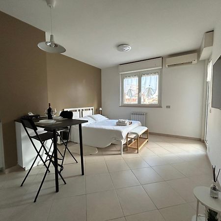 Urban Sky Loft Fiumicino Apartman Kültér fotó