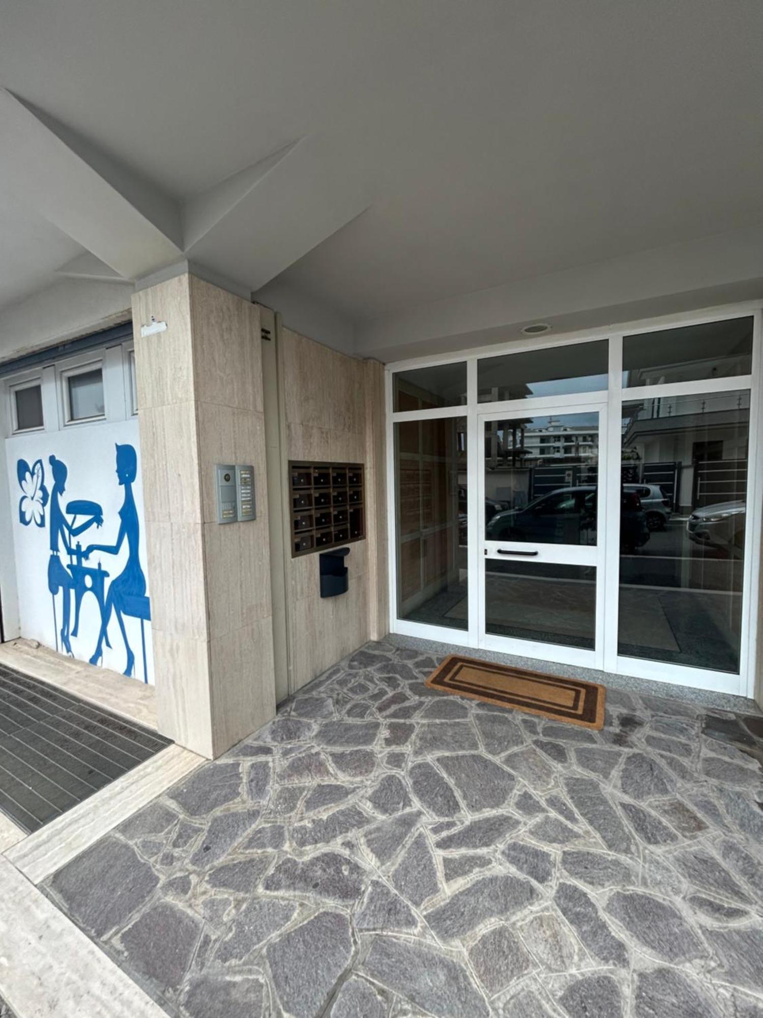 Urban Sky Loft Fiumicino Apartman Kültér fotó